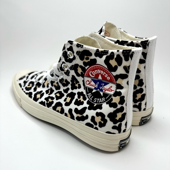 Converse - Picture 3 of 4